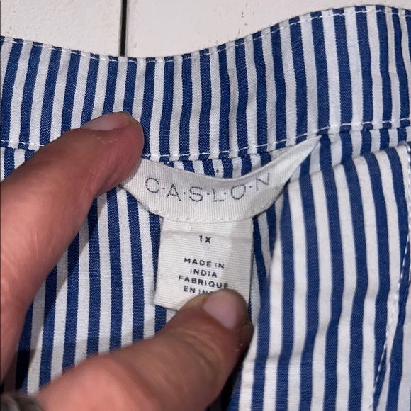 Caslon Blue and White Graphic Bell Sleeve Blouse stripped and boho style - Picture 12 of 12